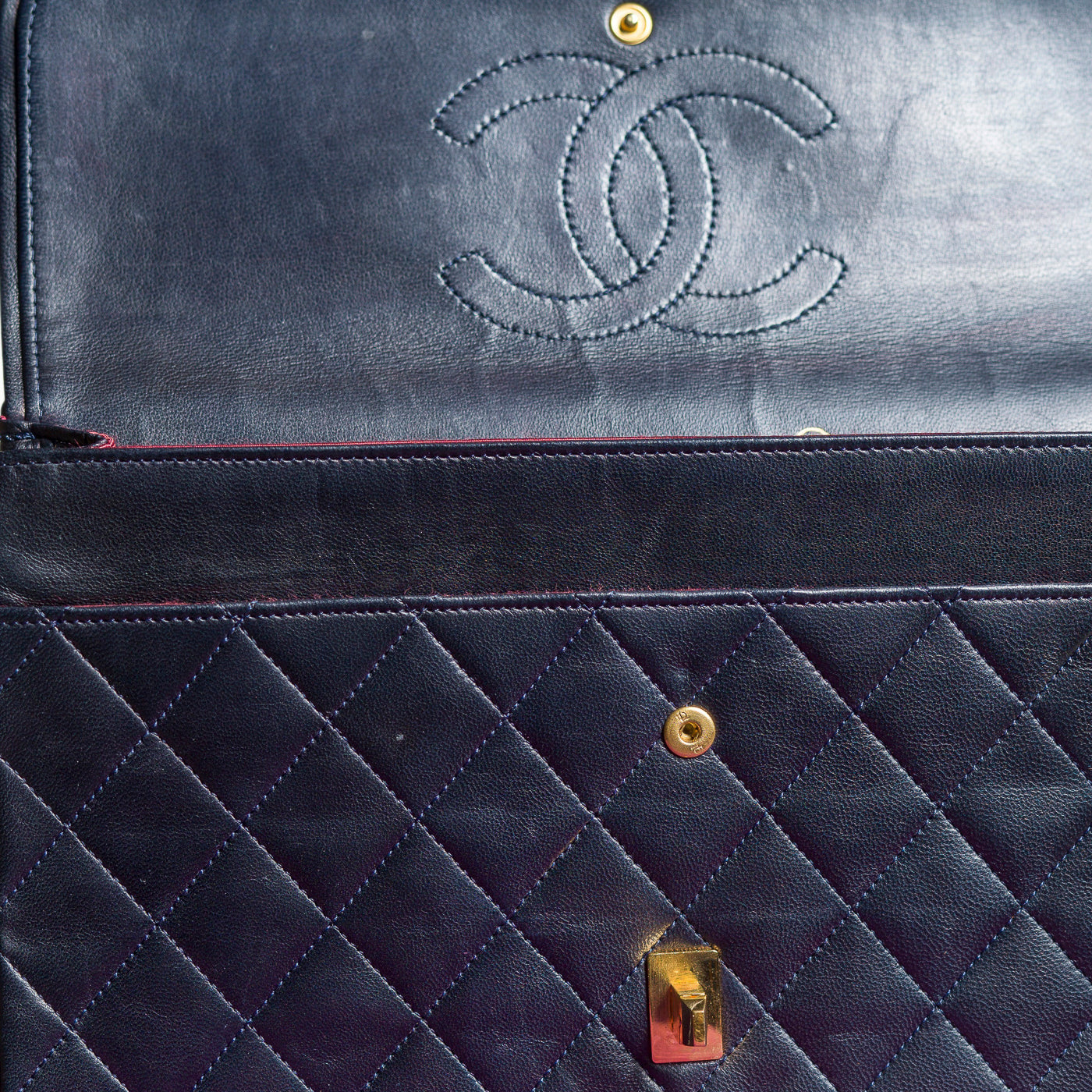 Lysis vintage Chanel midnight blue Timeless 25 bag - 1988