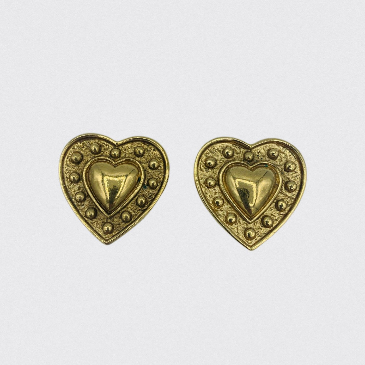 Boucles d’oreilles earrings vintage second main second hand yves saint laurent YSL doré gold coeur heart love amour